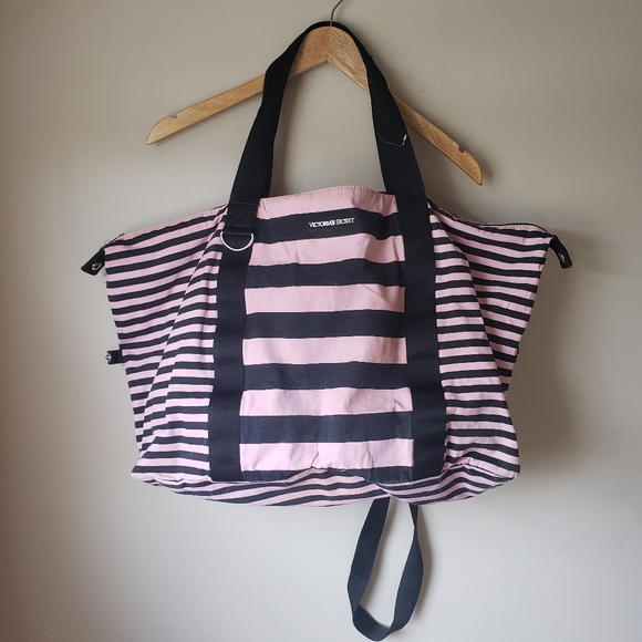 Victoria Secret Weekender Duffle Bag - Picture 1 of 4